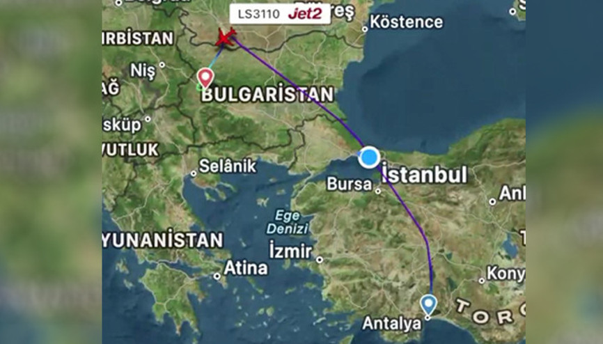 Yolcular sorun çıkardı Antalyadan kalkan uçak Bulgaristana acil iniş yaptı Yolcular sorun çıkardı Antalyadan kalkan uçak Bulgaristana acil iniş yaptı