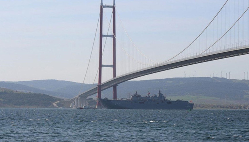 Çanakkale Boğazında transit gemi geçişleri yeniden başladı