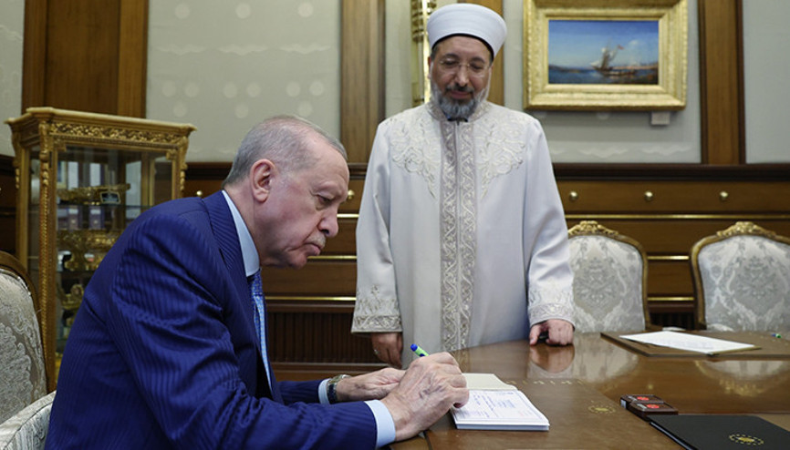 Cumhurbaşkanı Erdoğandan kurban bağışı