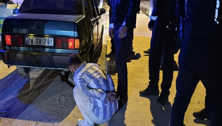 ‘Dur’ ihtarına uymayan ehliyetsiz alkollü sürücüye 446 bin TL ceza