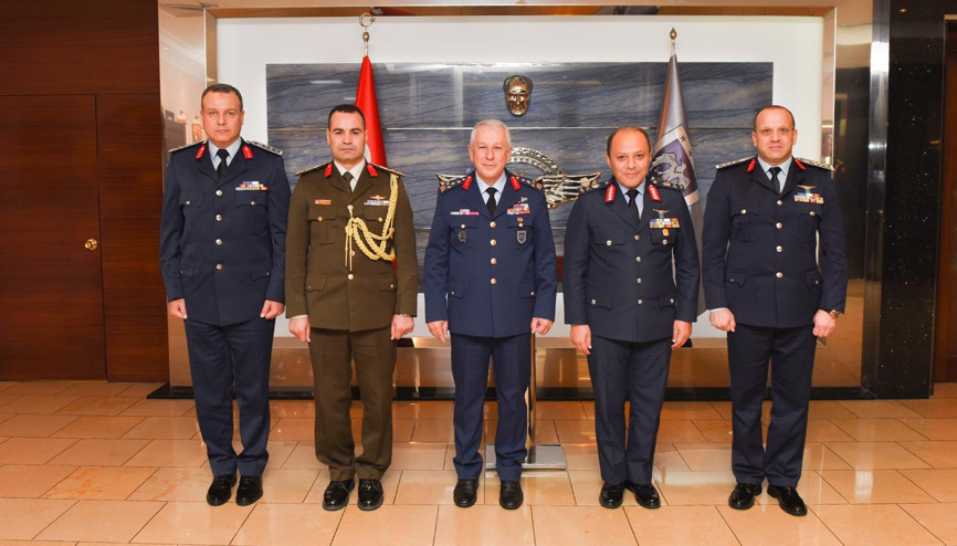 Hava Kuvvetleri Komutanı Orgeneral Kadıoğlu, Mısırdan gelen askeri heyeti kabul etti Hava Kuvvetleri Komutanı Orgeneral Kadıoğlu, Mısırdan gelen askeri heyeti kabul etti