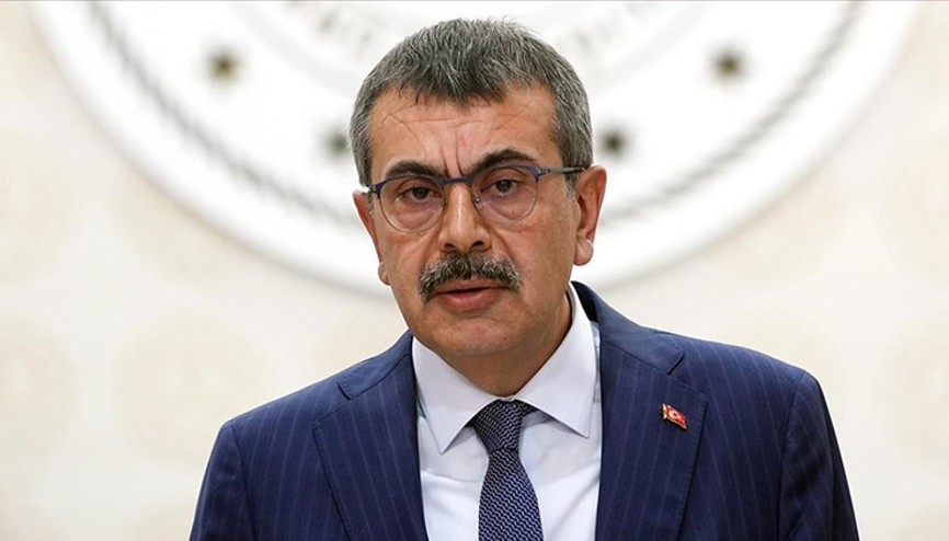Bakan Tekin: Hayallerinizi desteklemeye devam ediyoruz