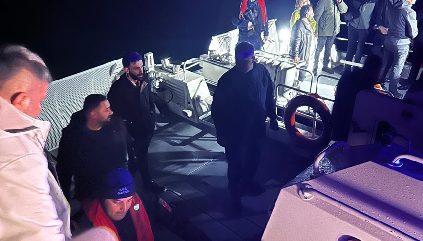 Van’da koydaki ormanda mahsur kalan off-road ekibini Sahil Güvenlik kurtardı