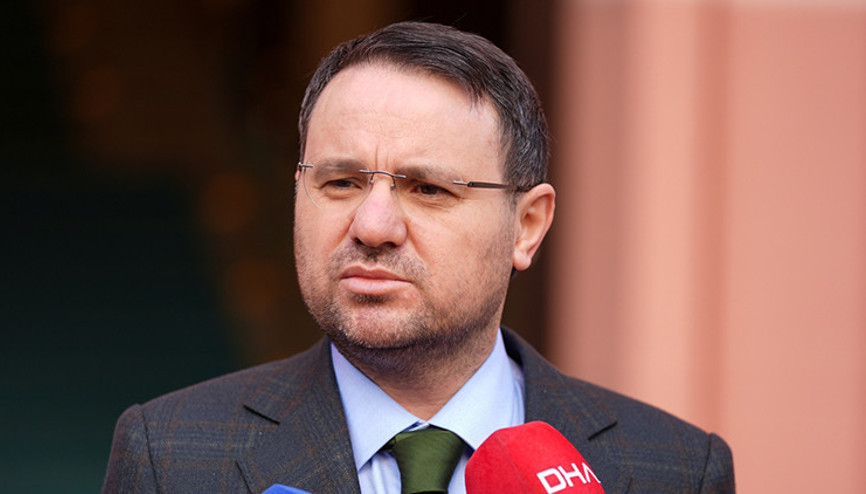 Bakan Gürlek duyurdu: 1 milyar 600 milyonluk para trafiği olan şebekeye ağır darbe Bakan Gürlek duyurdu: 1 milyar 600 milyonluk para trafiği olan şebekeye ağır darbe