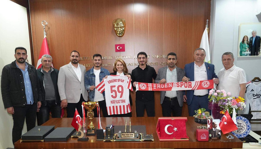 Ergenespor’dan Başkan Topak’a ziyaret