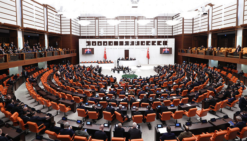 Fahiş site aidatlarına ilişkin düzenlemeleri de içeren teklif Mecliste kabul edildi
