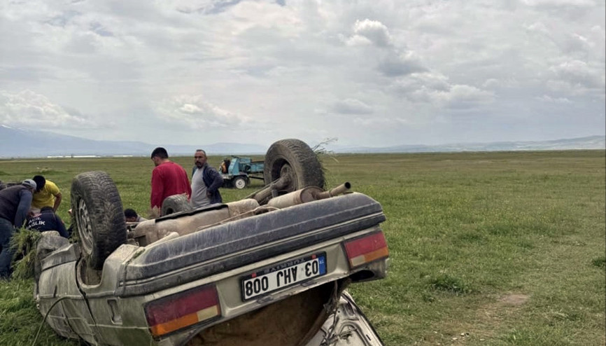 Otomobil takla atıp, şarampole devrildi: 1 ölü, 5 yaralı