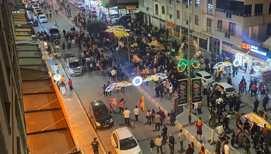 Iğdır’da Galatasarayın şampiyonluğu kutlandı
