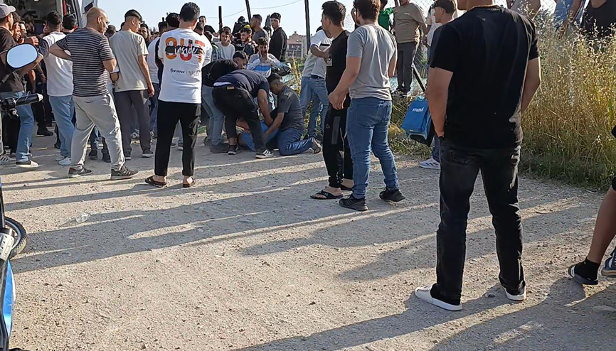 Seyhan Nehri’nde boğulma tehlikesi geçiren Enes’i, su altı polisi kurtardı Seyhan Nehri’nde boğulma tehlikesi geçiren Enes’i, su altı polisi kurtardı