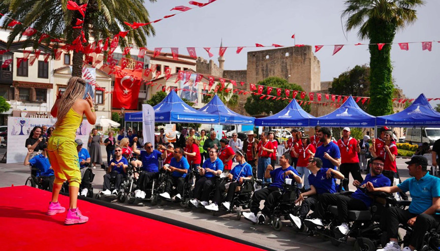 Çeşmede Engelliler Haftası etkinlikleri düzenlendi