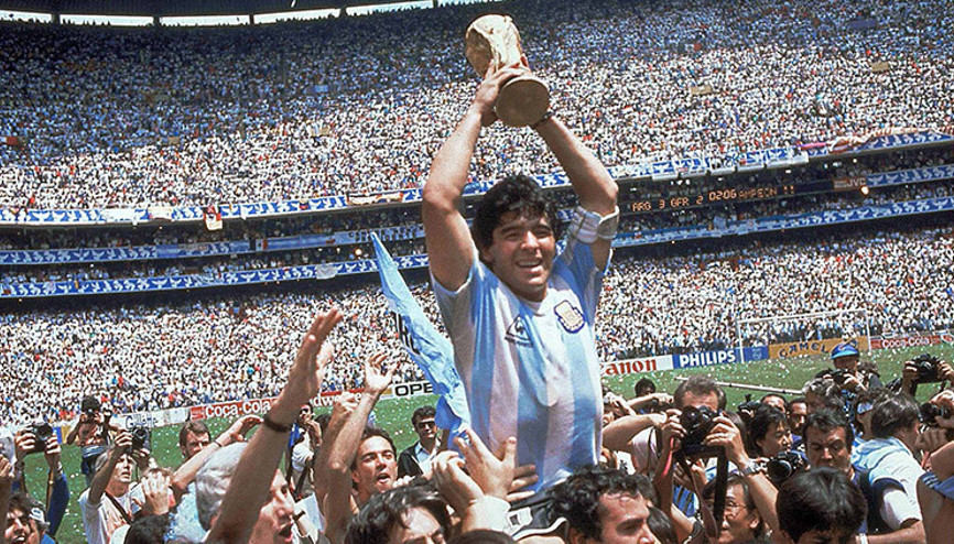 Futbol efsanesi Maradona neden öldü Doktorlar hakim karşısında