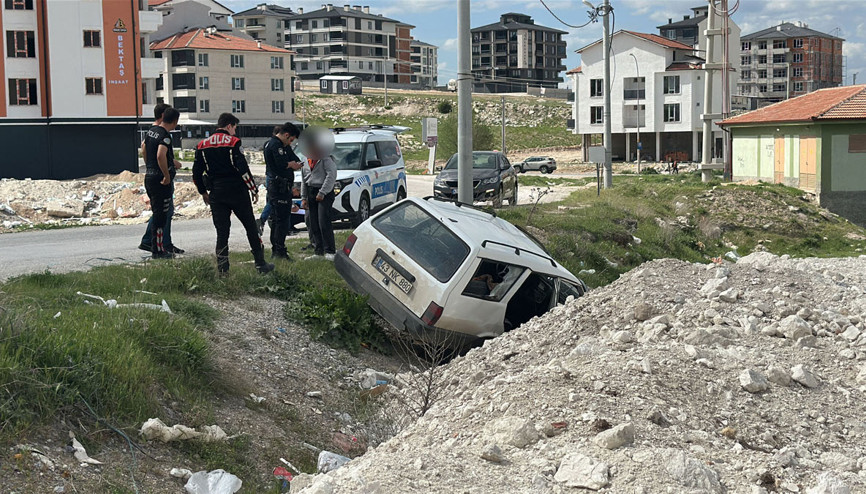 Polisin ihtarına uymayıp kaza yapan 16 yaşındaki sürücüye 282 bin lira ceza