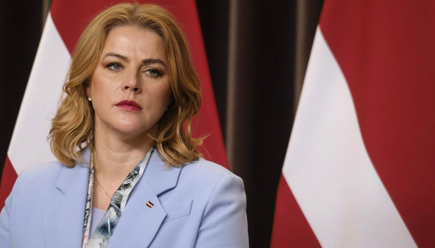 Letonyada hükümet düştü
