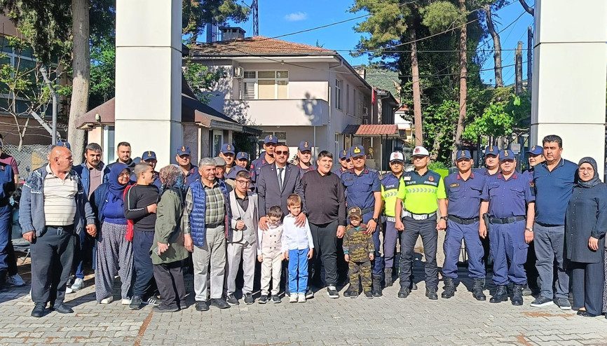 Engellilere davul zurnalı uğurlama Engellilere davul zurnalı uğurlama