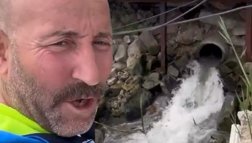 Görüntü büyük tepki çekti... Mogan’a ‘lağım karışıyor’ iddiası Görüntü büyük tepki çekti... Mogan’a ‘lağım karışıyor’ iddiası
