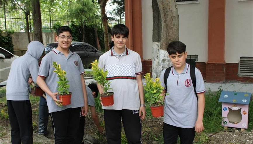Her öğrenciye bir fidan