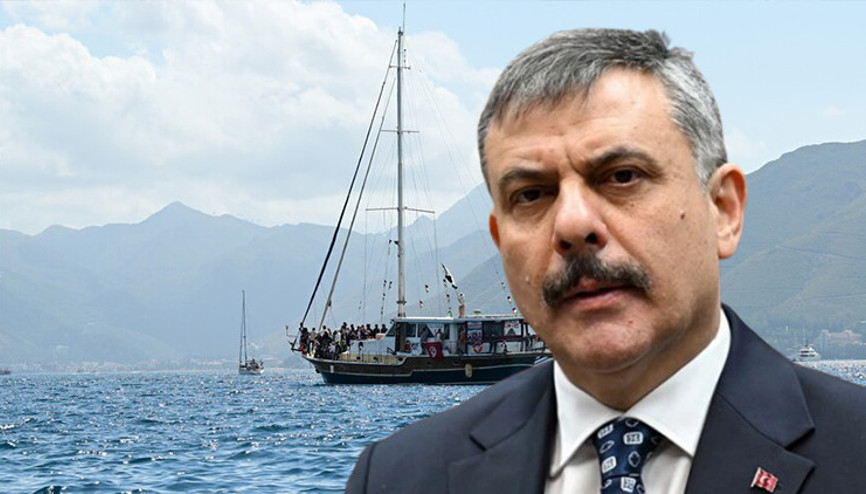 İçişleri Bakanı Çiftçiden Sumud açıklaması: Family isimli tekne Adrasan Koyuna intikal ettirildi İçişleri Bakanı Çiftçiden Sumud açıklaması: Family isimli tekne Adrasan Koyuna intikal ettirildi