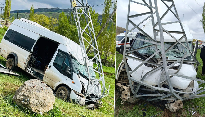 Hakkaride elektrik direğine çarpan minibüsteki 11 kişi yaralandı