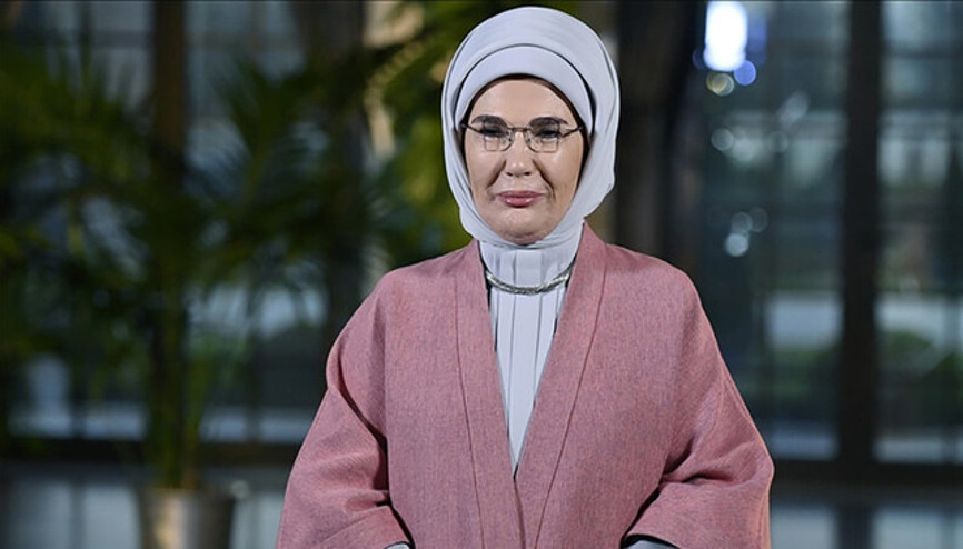 Emine Erdoğan: Milli Aile Haftasını tebrik ediyorum