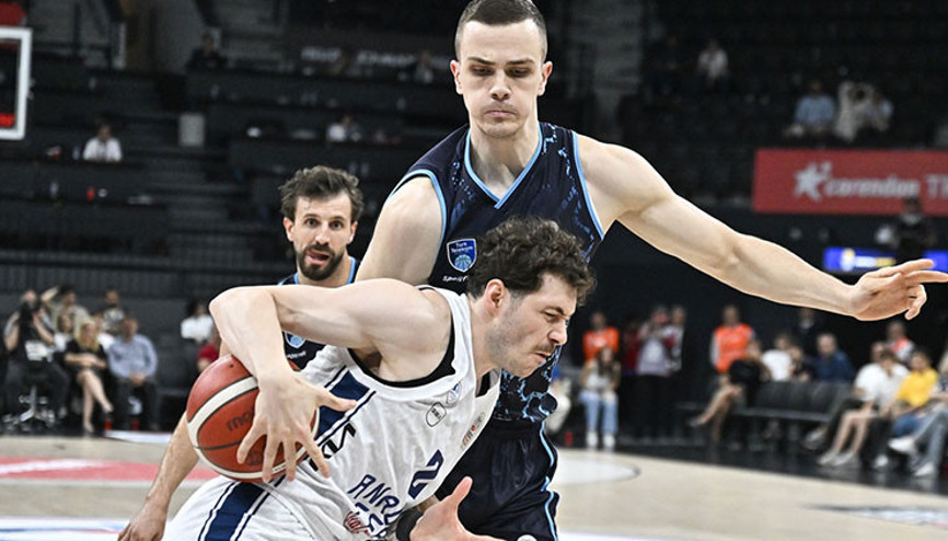 Anadolu Efes, Türk Telekom karşısında avantajı kaptı