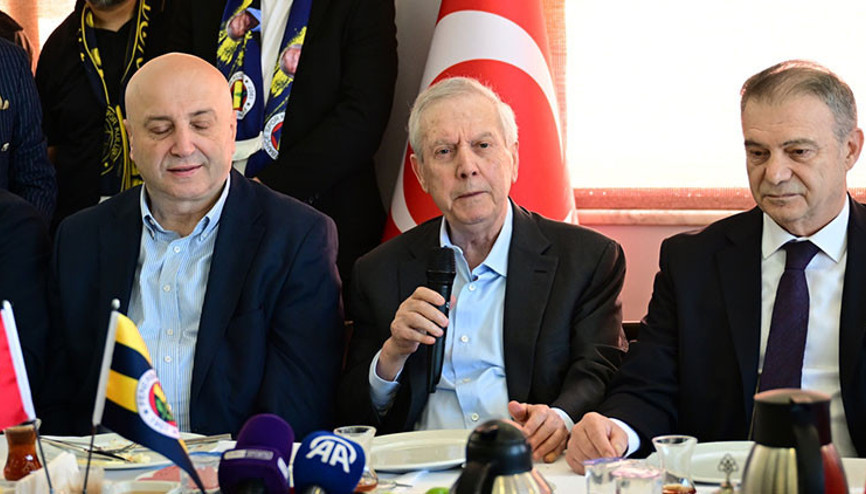 Nihat Özbağından Aziz Yıldırıma: Şampiyonluktan önce stadı bitireceğim