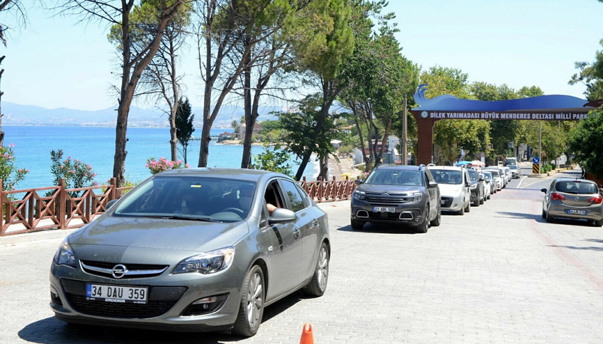Dilek Yarımadası Milli Parkı bayram tatilinde ziyaretçi akınına uğradı