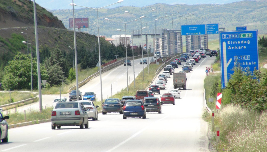 Kırıkkaledeki kilit kavşaktan bayram tatilinde 1,5 milyon araç geçti