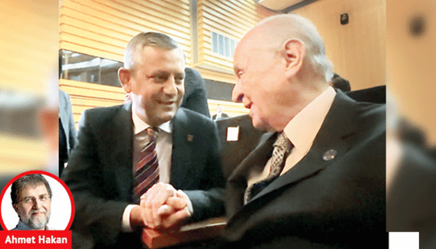 Özgür Özel karar vermeli: Direniş mi yapacak siyaset mi