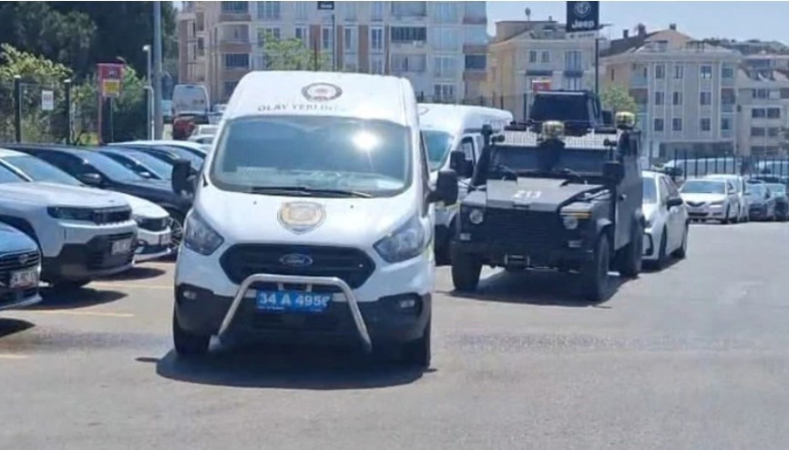 Maltepede Otokoç binasına silahla ateş açıldı