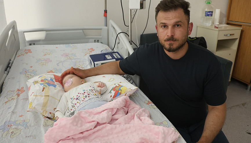 Hemşire, makasla sargıyı keserken bebeğin parmağını kopardı