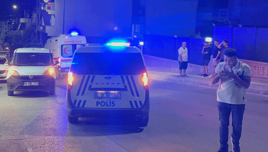 Bursada kafede silahlı saldırı: Bacağından vurup kaçtı