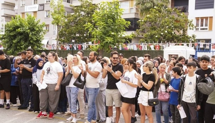 Sorulara uzman yorumu: Hem bilgi hem yorum ölçüldü
