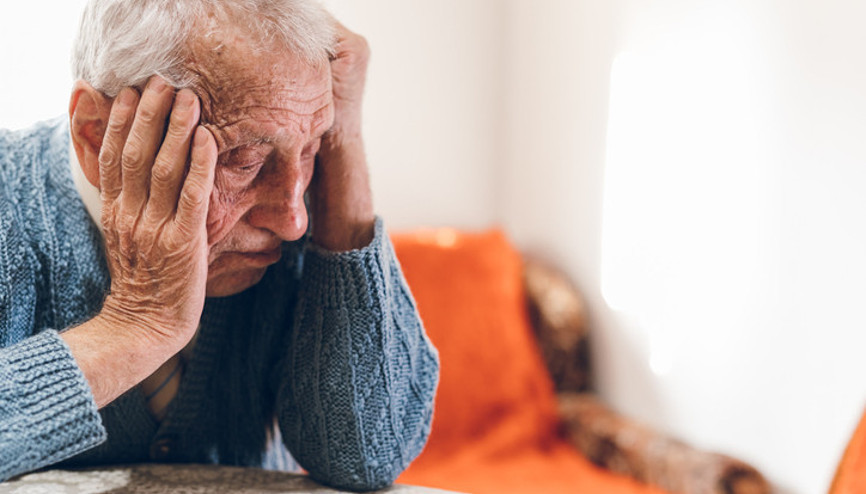Alzheimer kan testleri başladı: Peki sağlıklı kişiler de yaptırmalı mı