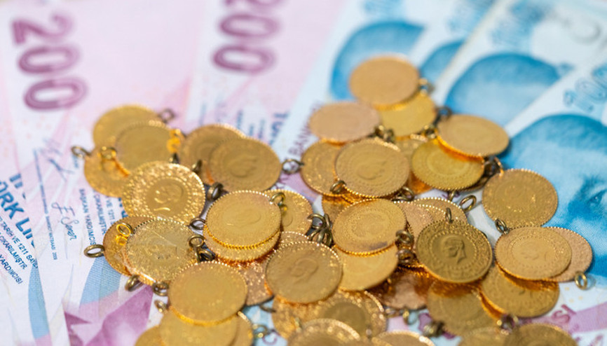 BUGÜN ALTIN FİYATLARI SON DAKİKA CANLI ANLIK TABLO 17 HAZİRAN 2026 || FED faiz kararı sonrası altın fiyatları ne kadar oldu Altın düşüyor mu Gram altın, çeyrek altın, ONS altın ve Cumhuriyet altını ne kadar, kaç lira oldu