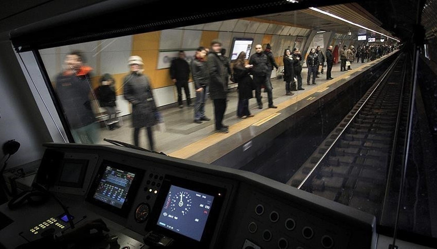 Kadıköy-Sabiha Gökçen Havalimanı Hattında metro raydan çıktı: 3 kişi hastaneye kaldırıldı