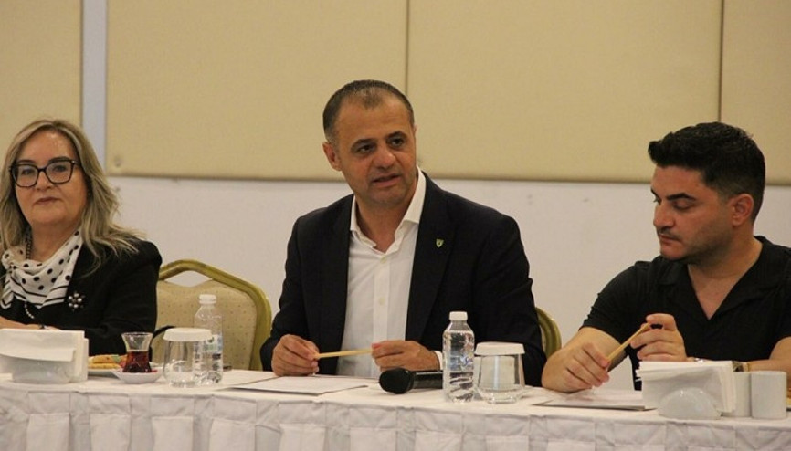 Muğlaspor yönetimi masayı kurdu Muğlaspor yönetimi masayı kurdu