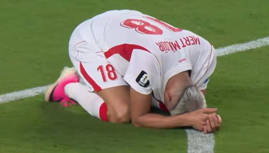 A Milliler son düdükle gözyaşlarına boğuldu