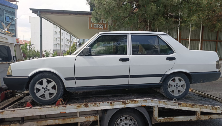 Trafikteki balta teşhirinde 420 bin lira ceza