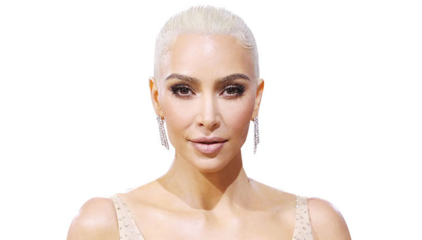 Kardashian sarışın oldu