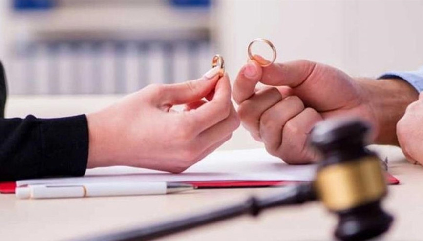 Yargıtay’dan emsal karar: Aşırı cimrilik hem boşanma hem tazminat sebebi sayıldı Yargıtay’dan emsal karar: Aşırı cimrilik hem boşanma hem tazminat sebebi sayıldı
