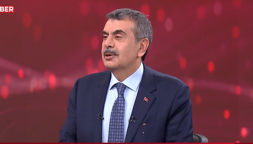 Yeni müfredatla sınav sistemi değişmeyecek