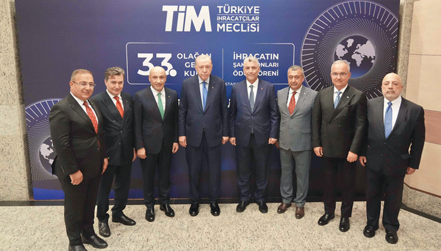 2025 yılının ihracat şampiyonları belli oldu: ‘Hedef 400 milyar dolar’ 2025 yılının ihracat şampiyonları belli oldu: ‘Hedef 400 milyar dolar’