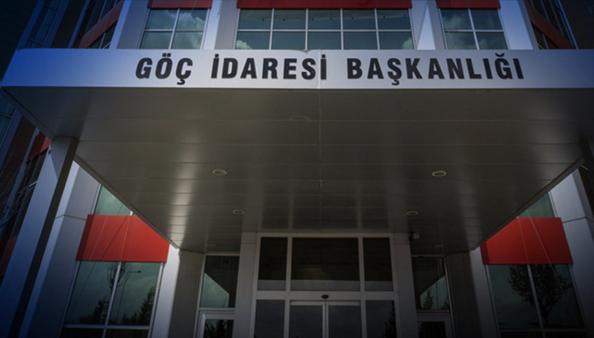 Göç İdaresi Başkanlığından Özdağın iddialarına ilişkin açıklama: Veriler şeffaf, dönüşler BMMYK gözetiminde Göç İdaresi Başkanlığından Özdağın iddialarına ilişkin açıklama: Veriler şeffaf, dönüşler BMMYK gözetiminde