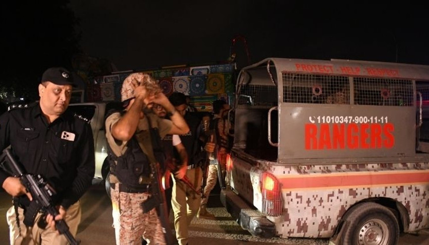 Pakistanda bombalı saldırı: 3 kişi öldü, 3 saldırgan etkisiz hale getirildi