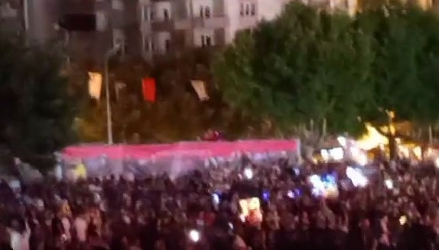 Bursada Kültür Yolu Festivalinde  bıçaklı kavga: 2 yaralı