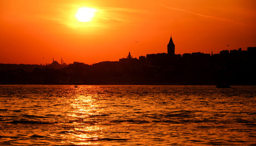 Meteorolojiden sıcak hava ve kuvvetli rüzgar uyarısı | Bu üç güne dikkat Türkiye kavrulacak