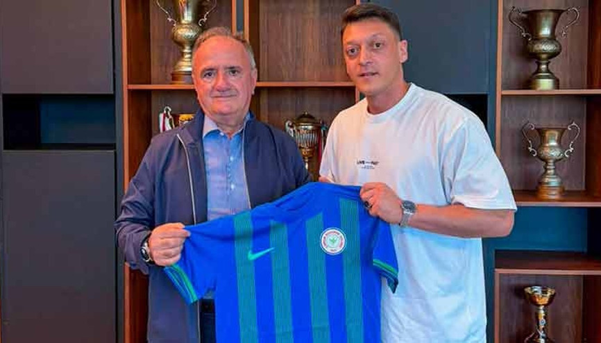 Mesut Özil ve Rizespor arasında iş birliği anlaşması yapıldı