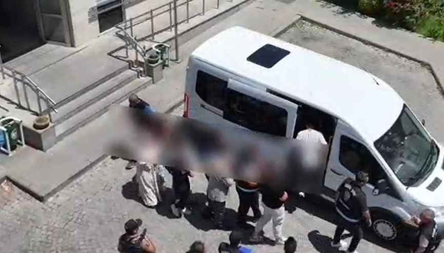 Change araç operasyonunda 5 tutuklama