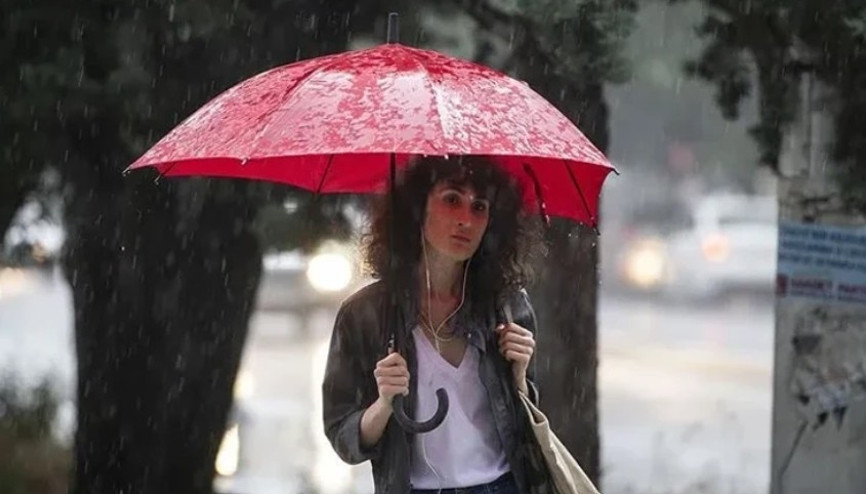 Hafta sonu hava sıcaklığı düşecek, gök gürültülü sağanak gelecek