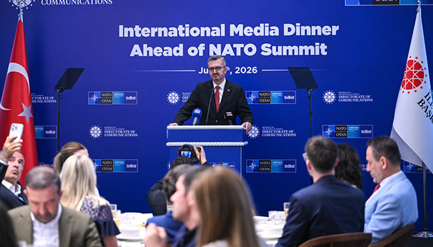 İletişim Başkanı Duran, NATO Zirvesi öncesi uluslararası basın mensuplarıyla buluştu